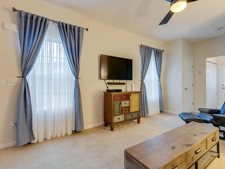 8360 Rossi Rd — Photo 2