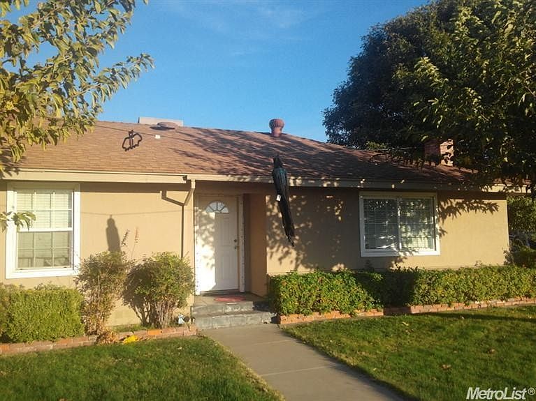 2nd image of 575 W Emerson Ave