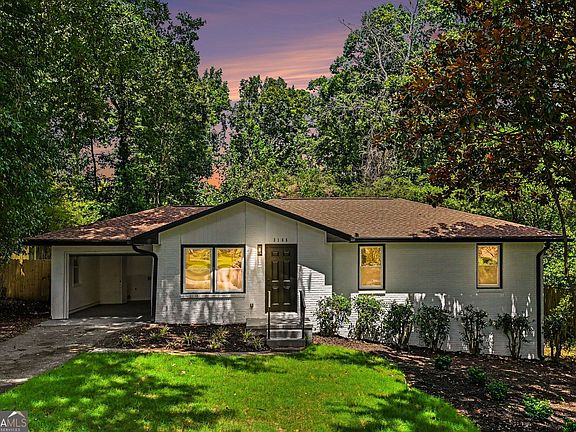 2nd image of 3166 Lindmoor Dr