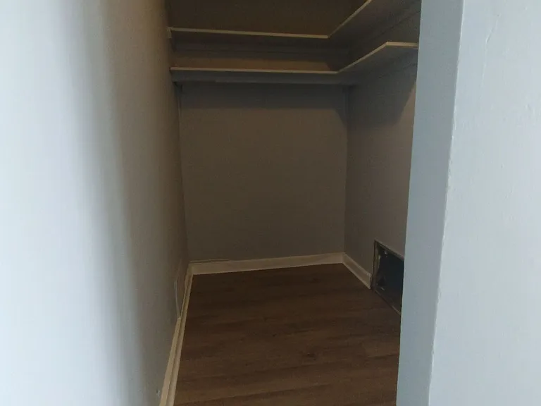 Spacious 2 Bedroom Apartment For Rent Now In Tonawanda — Photo 4
