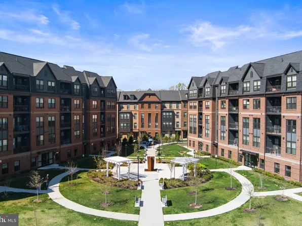 3925 Fair Ridge Dr APT 509, Fairfax, VA 22033