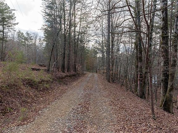 2nd image of 1475 Paradise Park Rd