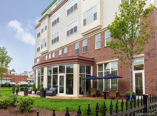 14 2nd St, Stamford, CT 06905