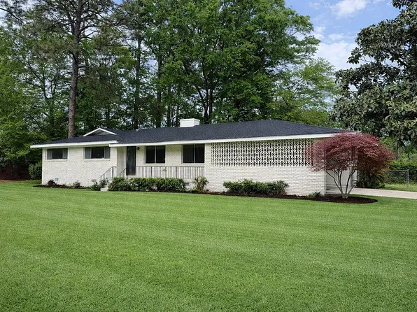 327 Venetian Way, Hattiesburg, MS 39401