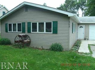 303 S Jefferson St, Flanagan, IL