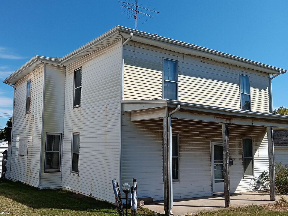 2nd image of 810 S 14th St