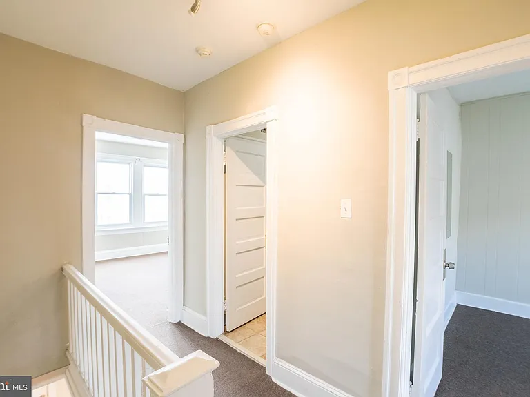 5750 N Lambert St — Photo 14