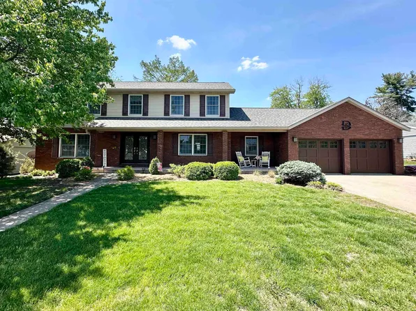 31 Book Ln, Jacksonville, IL 62650