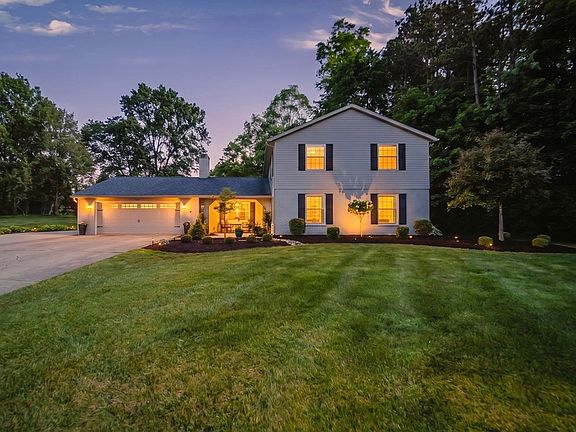 2nd image of 1186 Royal Oak Ct