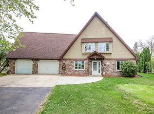 N7576 Edgewater Dr, Beaver Dam, WI 53916