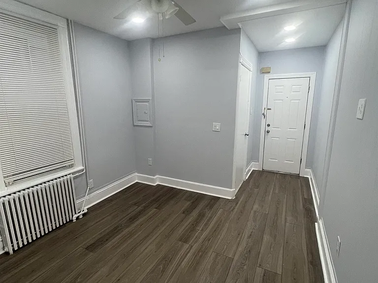 1001 Columbia Ave #1 — Photo 5