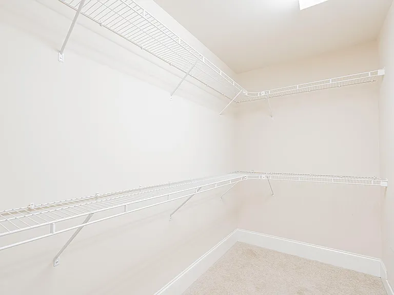 130 Windermere Cir — Photo 26