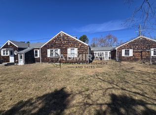 54 Walnut St, Rochester, NH 03867