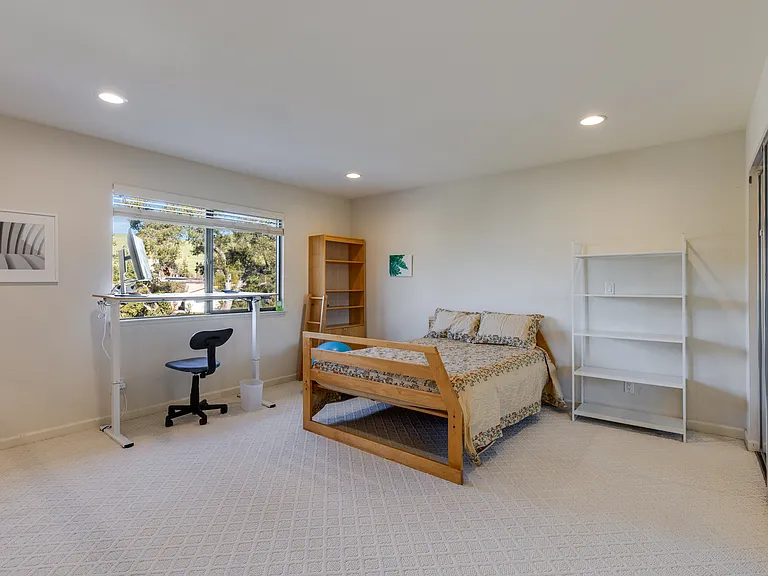 651 Fontes Dr — Photo 30
