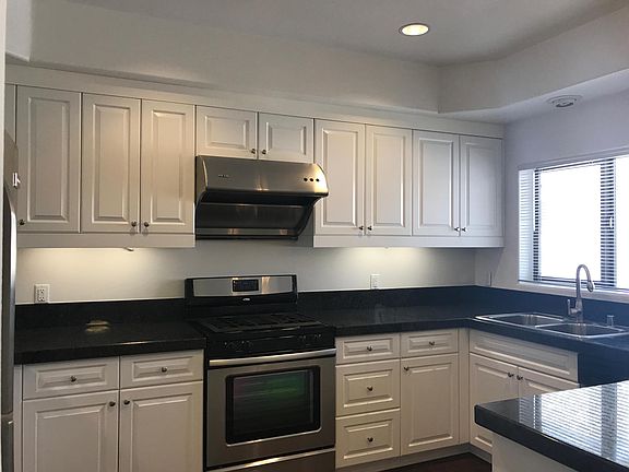 3rd image of 600 N Atlantic Blvd APT 422