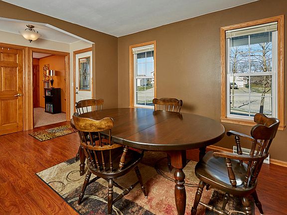 3rd image of 2607 Eagles Ct