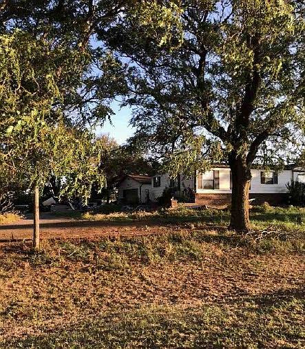 2nd image of 401 W Taylor Ave