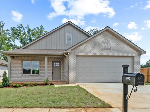 405 Creek Side Loop Rd, Tuscaloosa, AL 35404