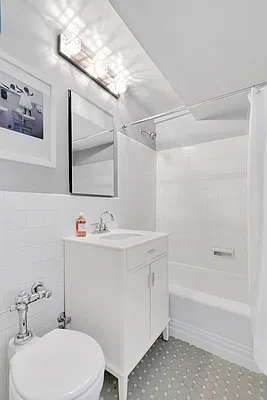 Sold by Compass | media 6