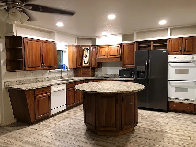 1449 W 7th Dr — Photo 10