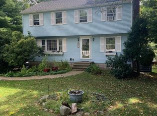 94 Parker Rd, Framingham, MA 01702