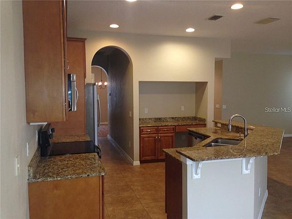 3rd image of 14307 Prunningwood Pl