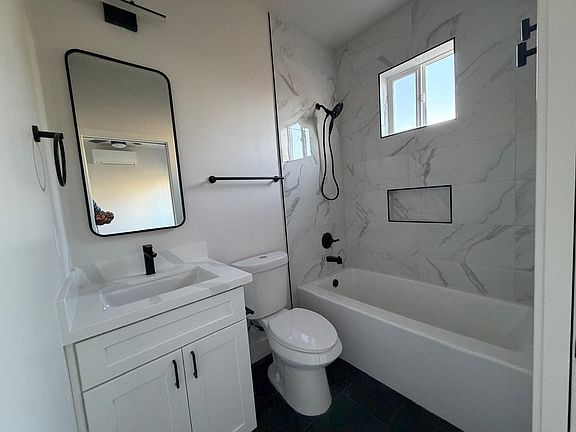2nd image of 2908 Fallwood Ln #B