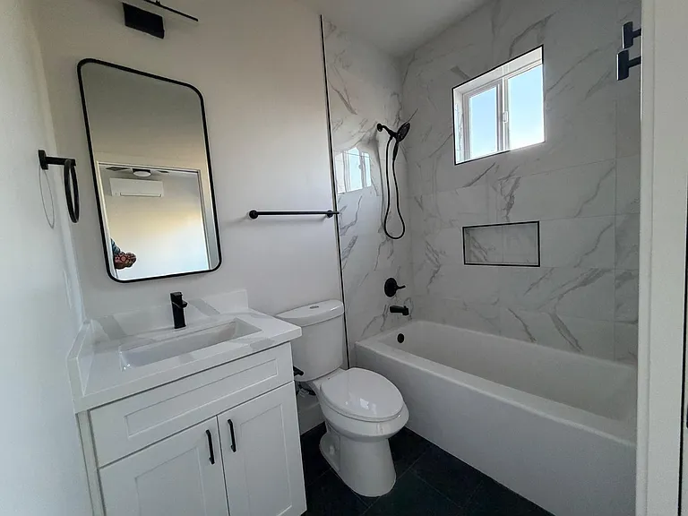 2908 Fallwood Ln #B — Photo 2