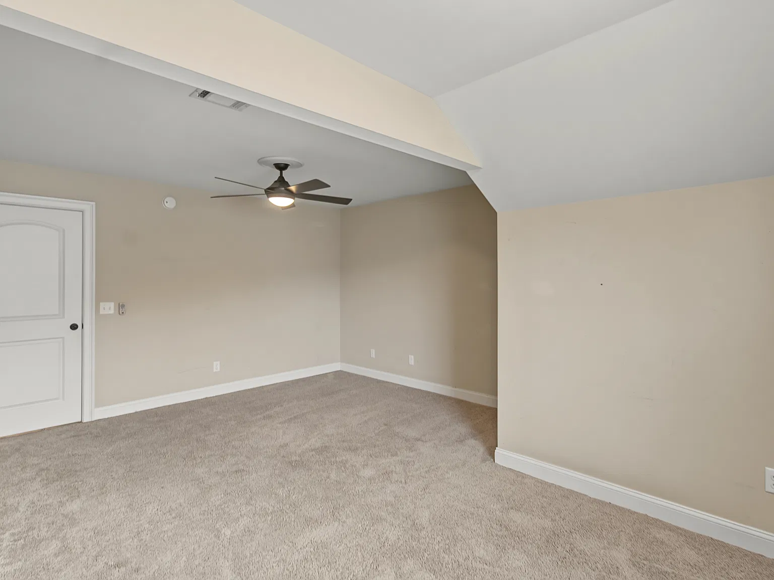 99 Northeast Highland Road - 1 — Photo 3