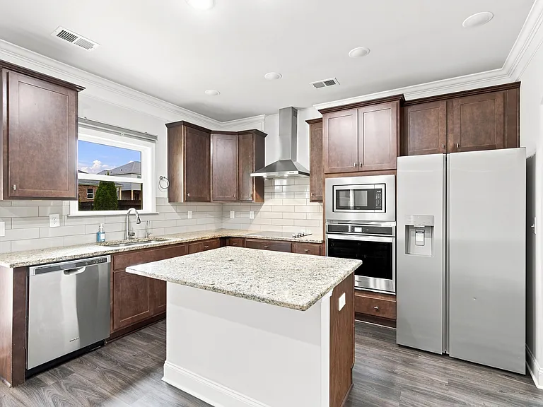 4228 Textile Ln SW — Photo 3
