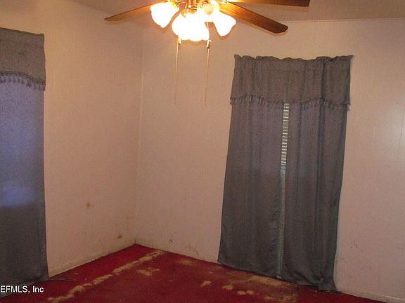 3rd image of 3711 N DAVIS Street