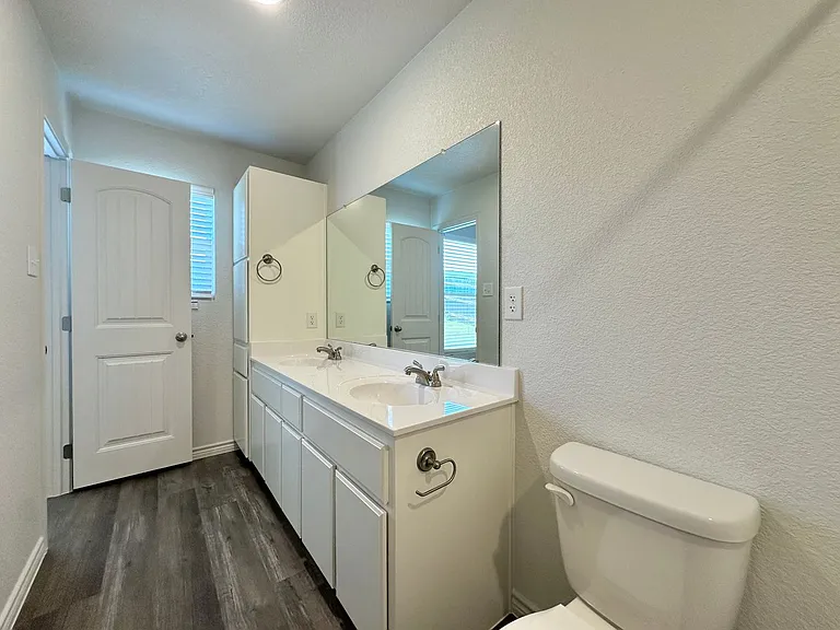 117A Dolphin Dr — Photo 26