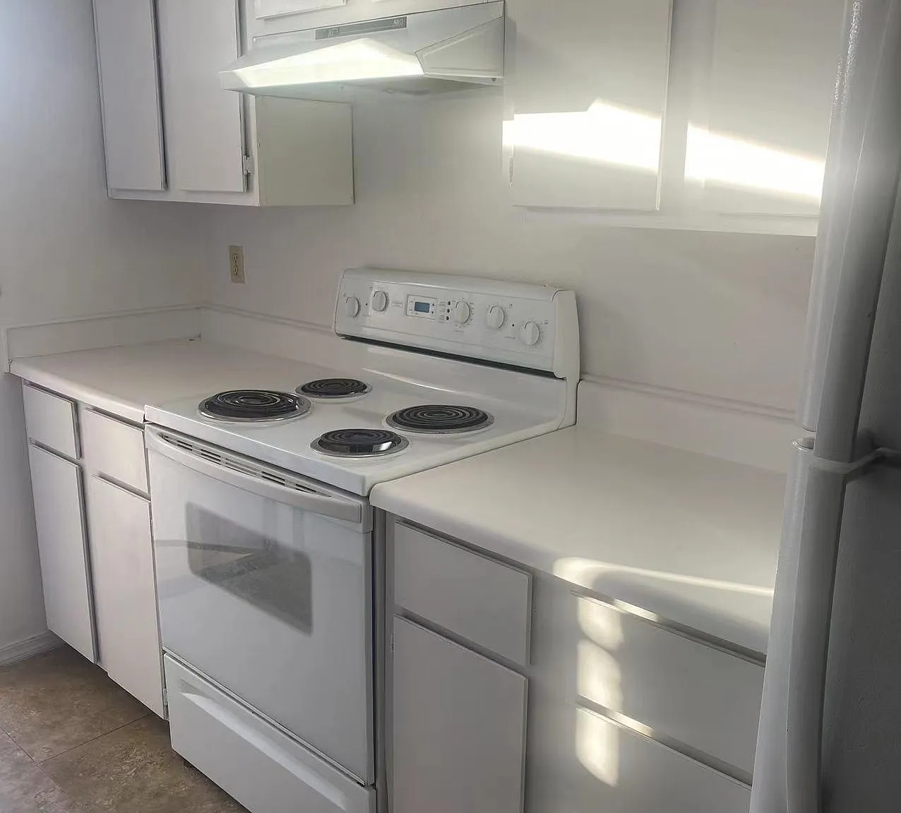 2 bed, 865 sqft, $1,100 — Photo 3