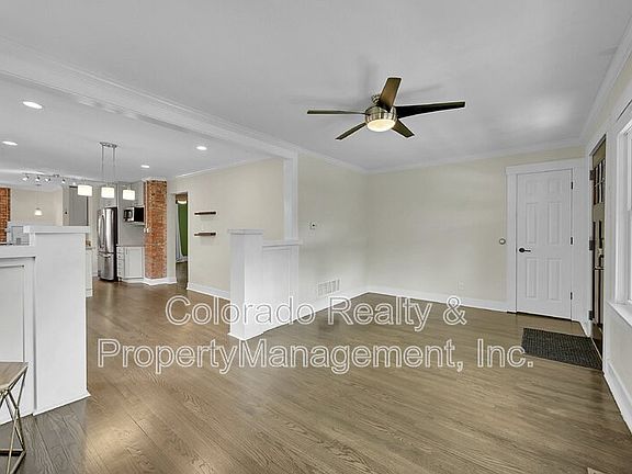 3rd image of 2630 N York St
