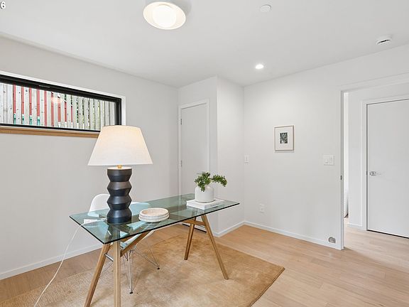 5th image of 4623 N Campbell Ave