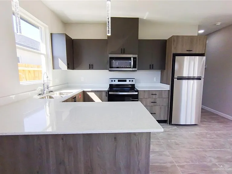 803 Sugar Garden Ave #3 — Photo 5
