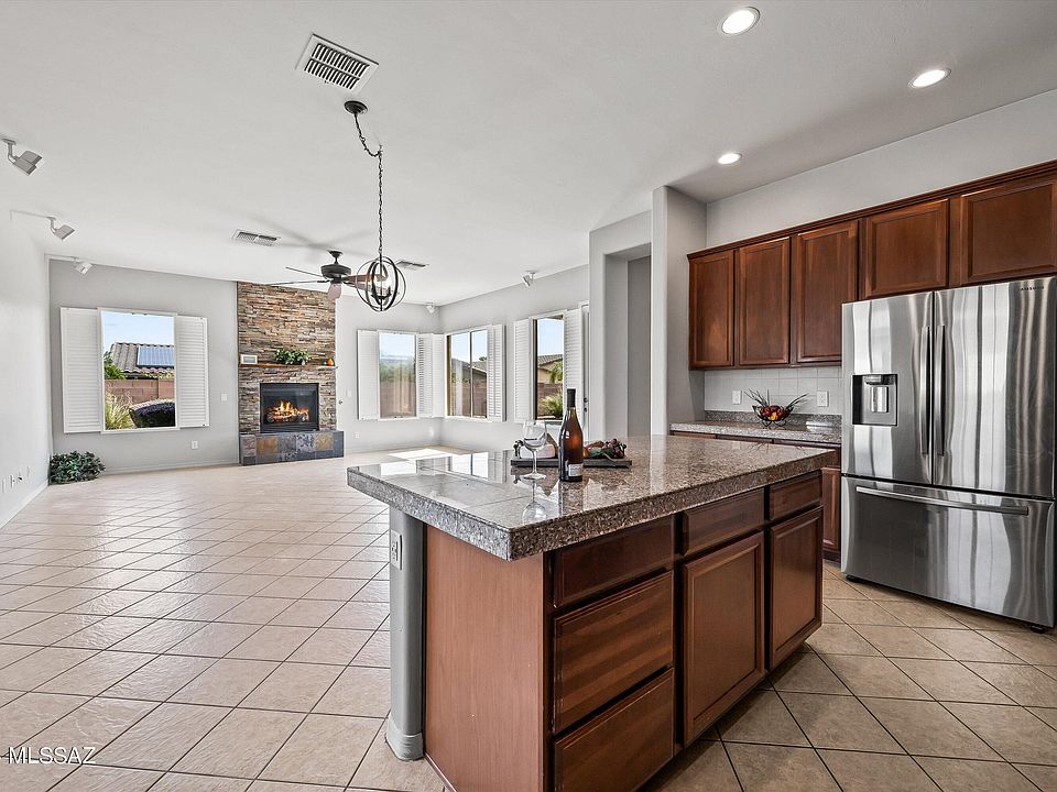 1st image of 11947 N Mesquite Hollow Dr