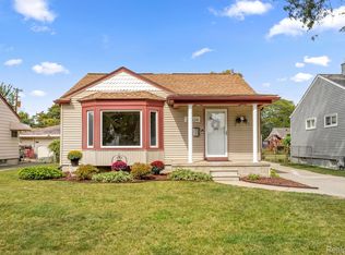 29624 Rosslyn Ave, Garden City, MI 48135