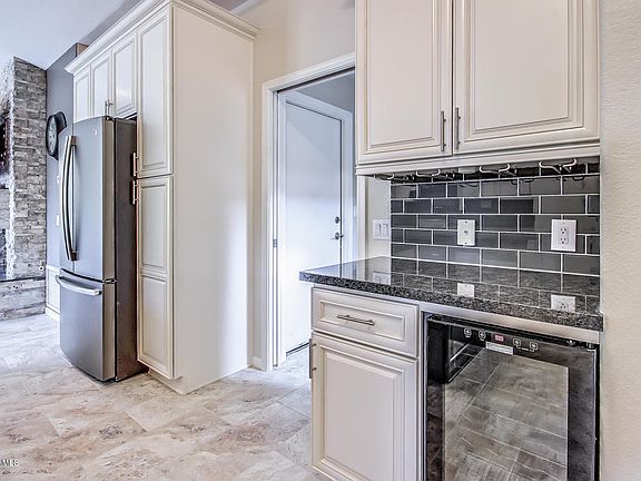 4th image of 9430 E Jadecrest Dr