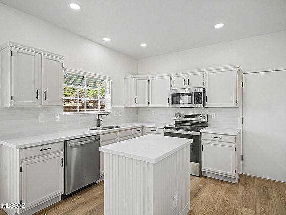 2nd image of 3712 W Butterfly Ln