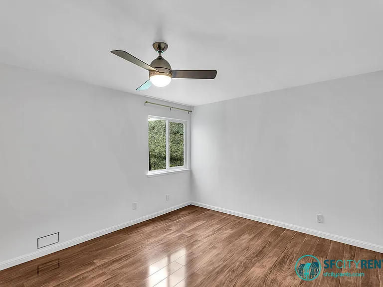 1043 Dolores St — Photo 10