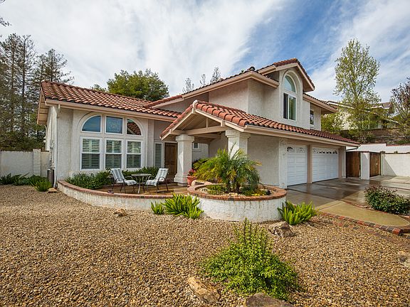 4th image of 2069 Tilbury Ct