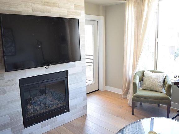 2nd image of 4805 N Woodmere Fairway Unit 3005