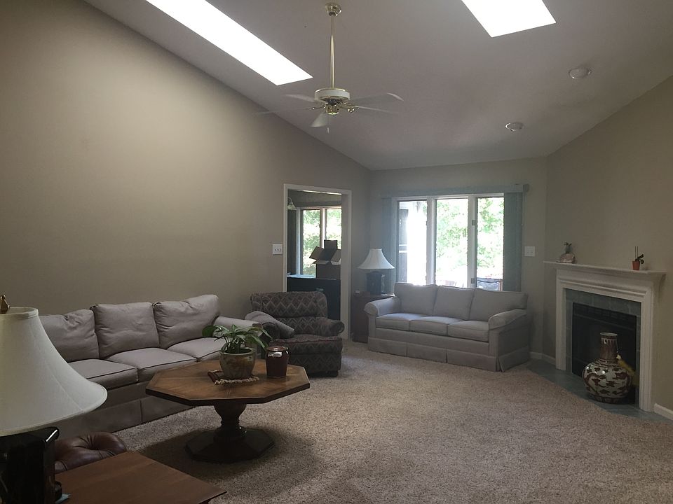2nd image of 306 Paoli Trce