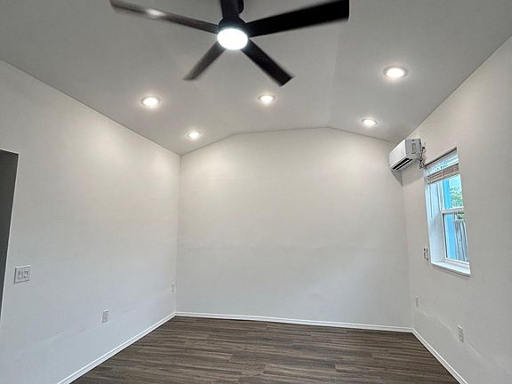 4th image of 3236 22nd St N #1/2