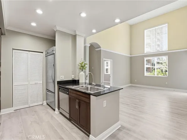 2422 Scholarship, Irvine, CA 92612