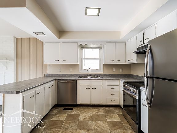 5th image of 1179 Ironstone Dr