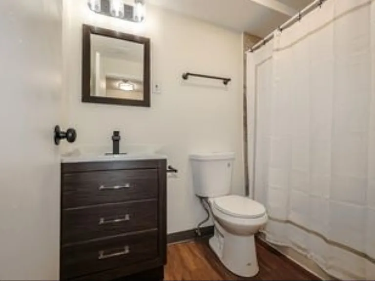 16 Tiffany Rd #4 — Photo 5