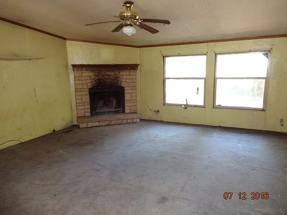 Additional Living Room