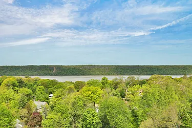 4705 Henry Hudson Parkway, #11L